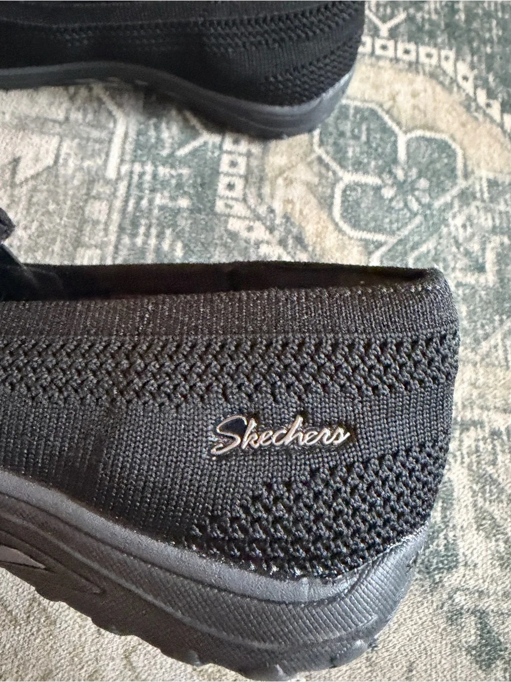 Skechers Relaxed Fit® Reggae Fest Willows Vibe Women's Shoes size 8